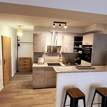 Modern Centrally Located * Düsseldorf